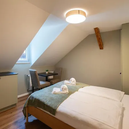 Betweenlakes 2nd Floor Apartment Interlaken